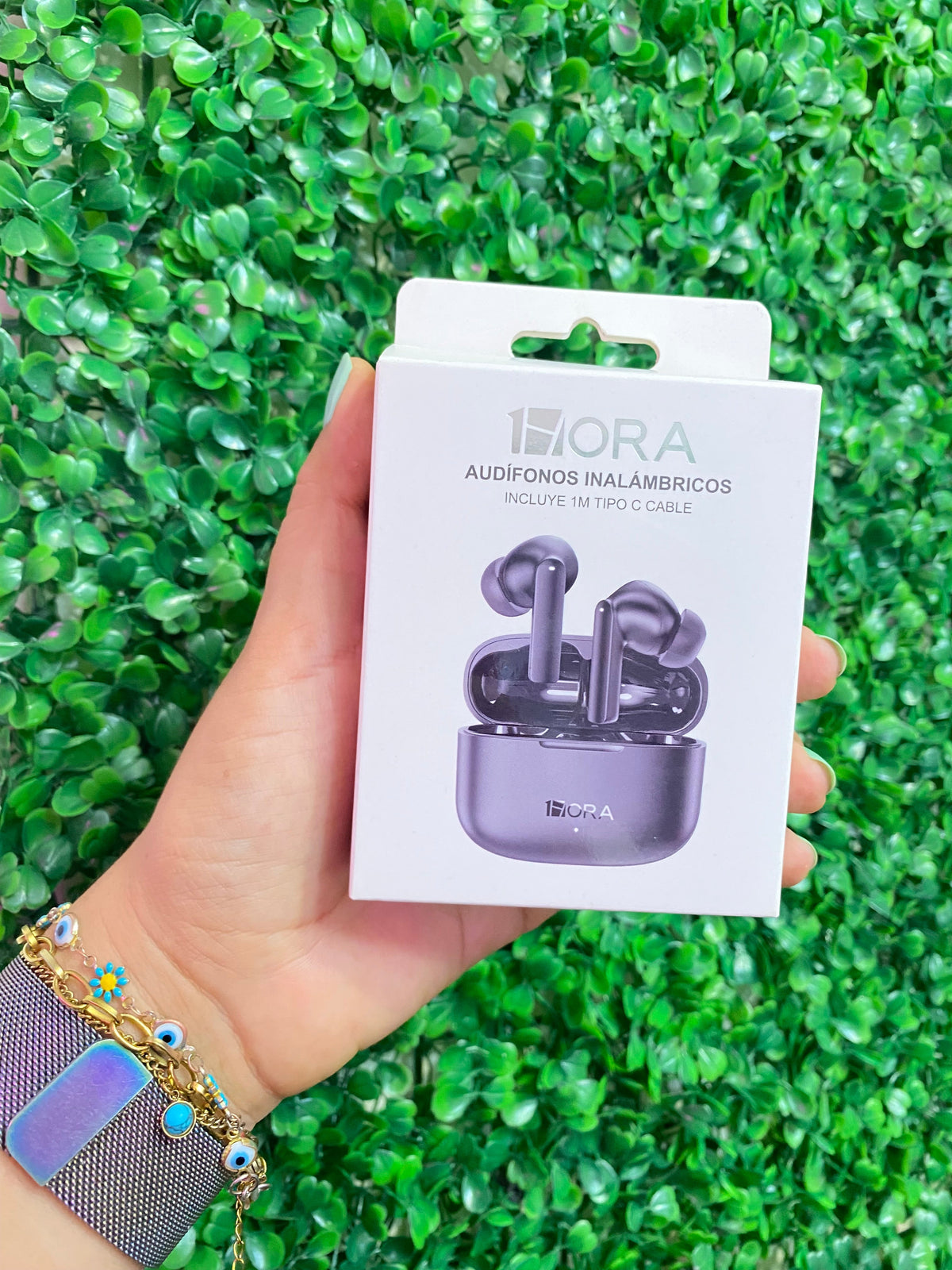 Audífonos Bluetooth Recargables Incluye cable 1M Tipo C para carga.