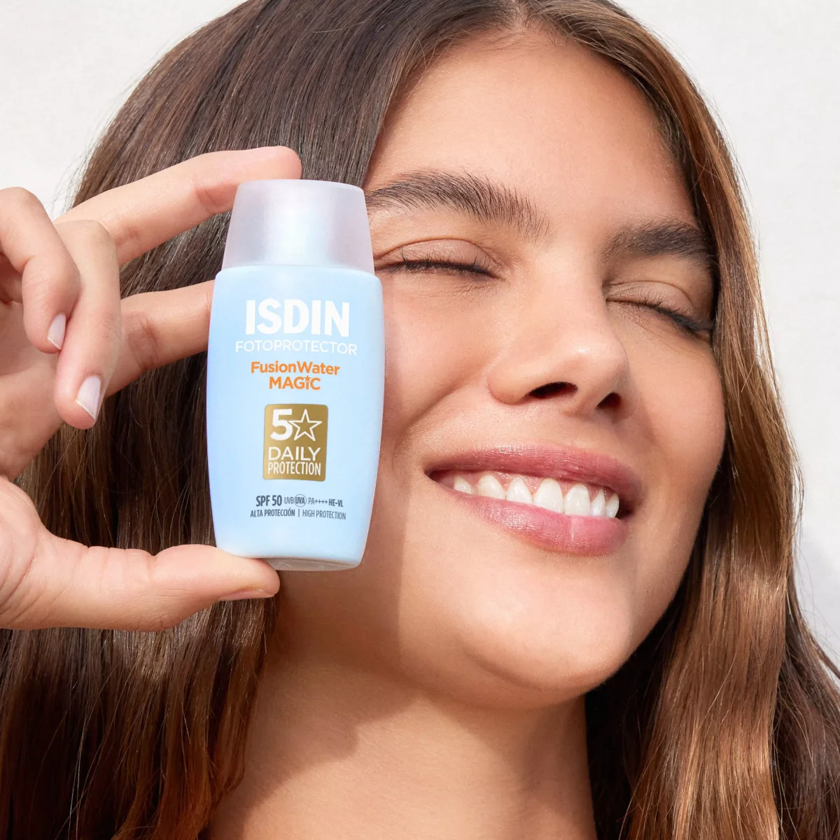 1541 Fusion Water MAGIC SPF 50 Protector solar ISDIN - 50ml