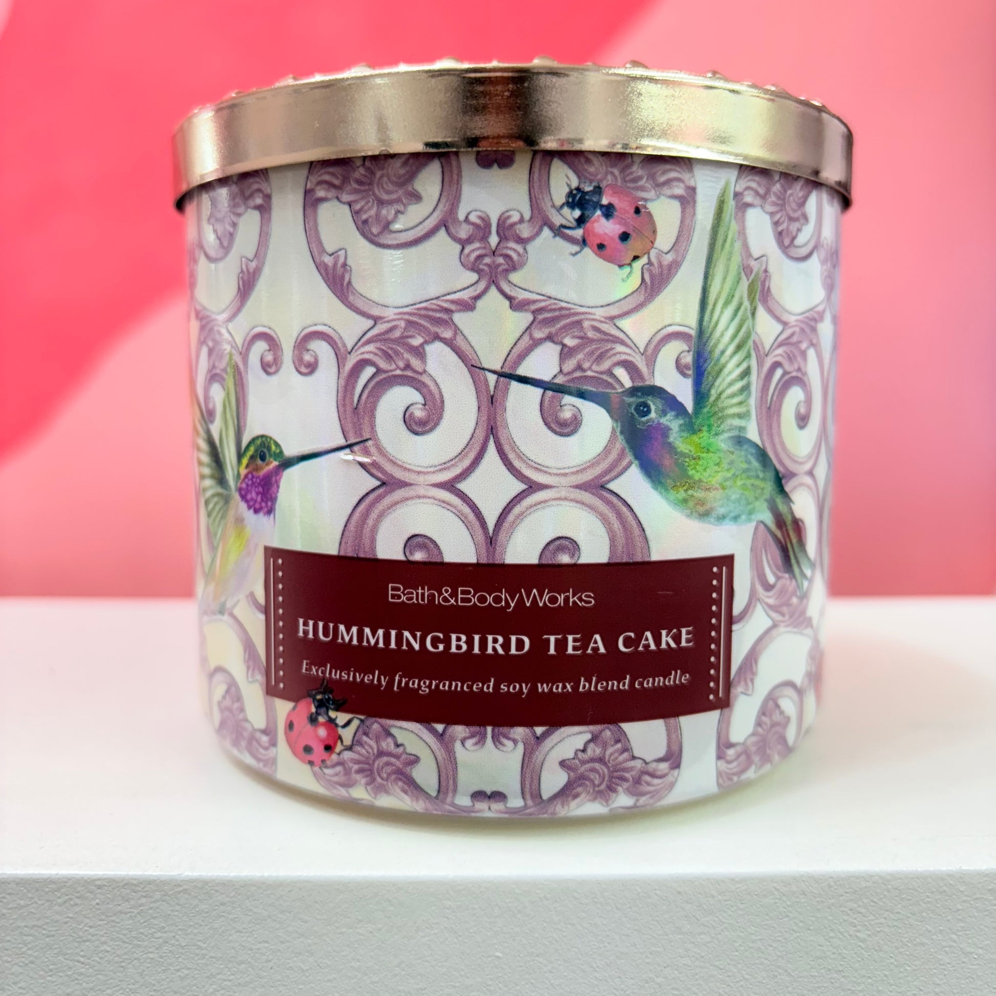 BATH&BODY WORKS Hummingbird Tea Cake 3 Wick Candle | Vela aromática de 3 mechas - 411 gr