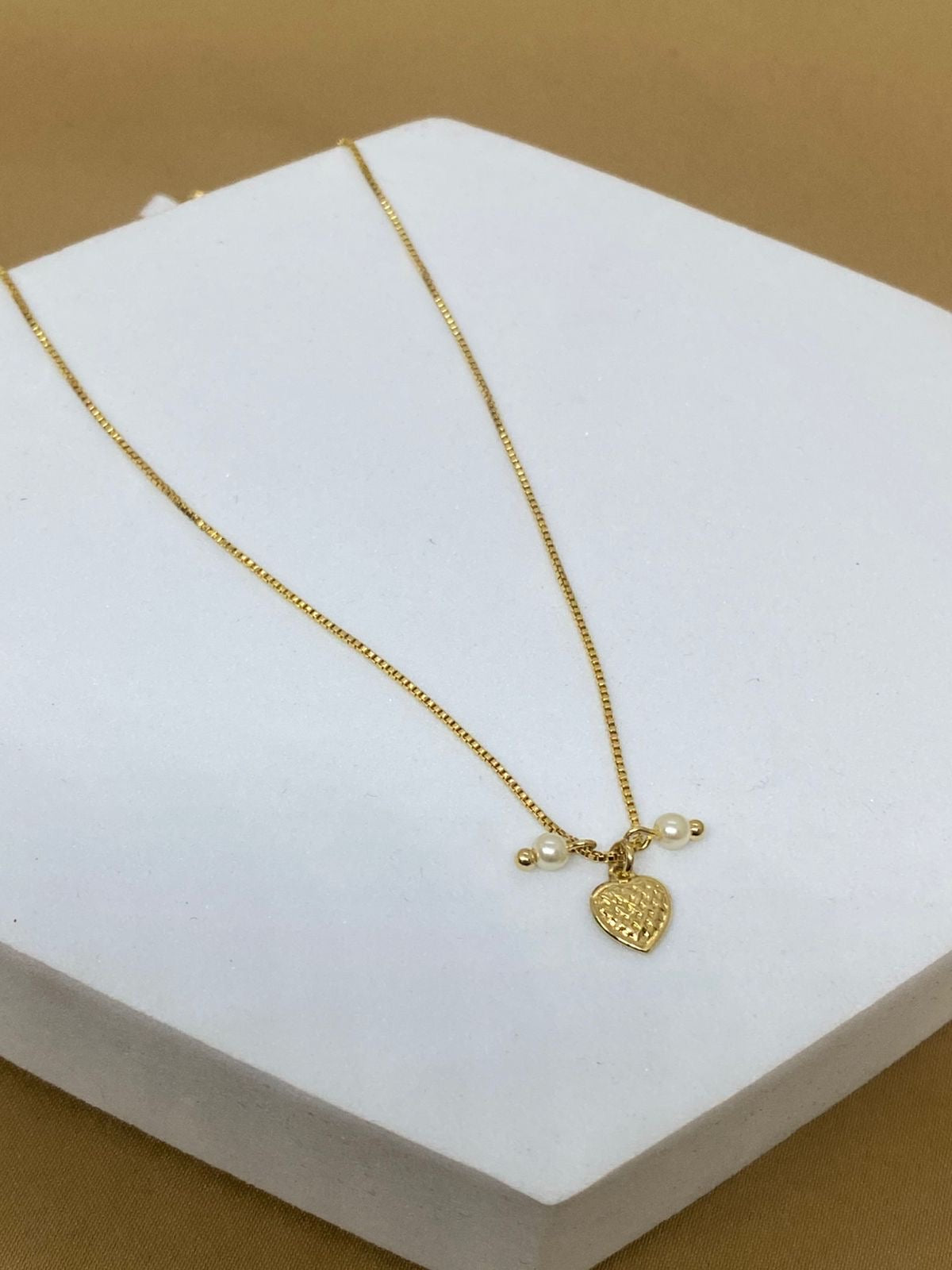 C26546 Collar corazón chico  Material:  Oro laminado 14k