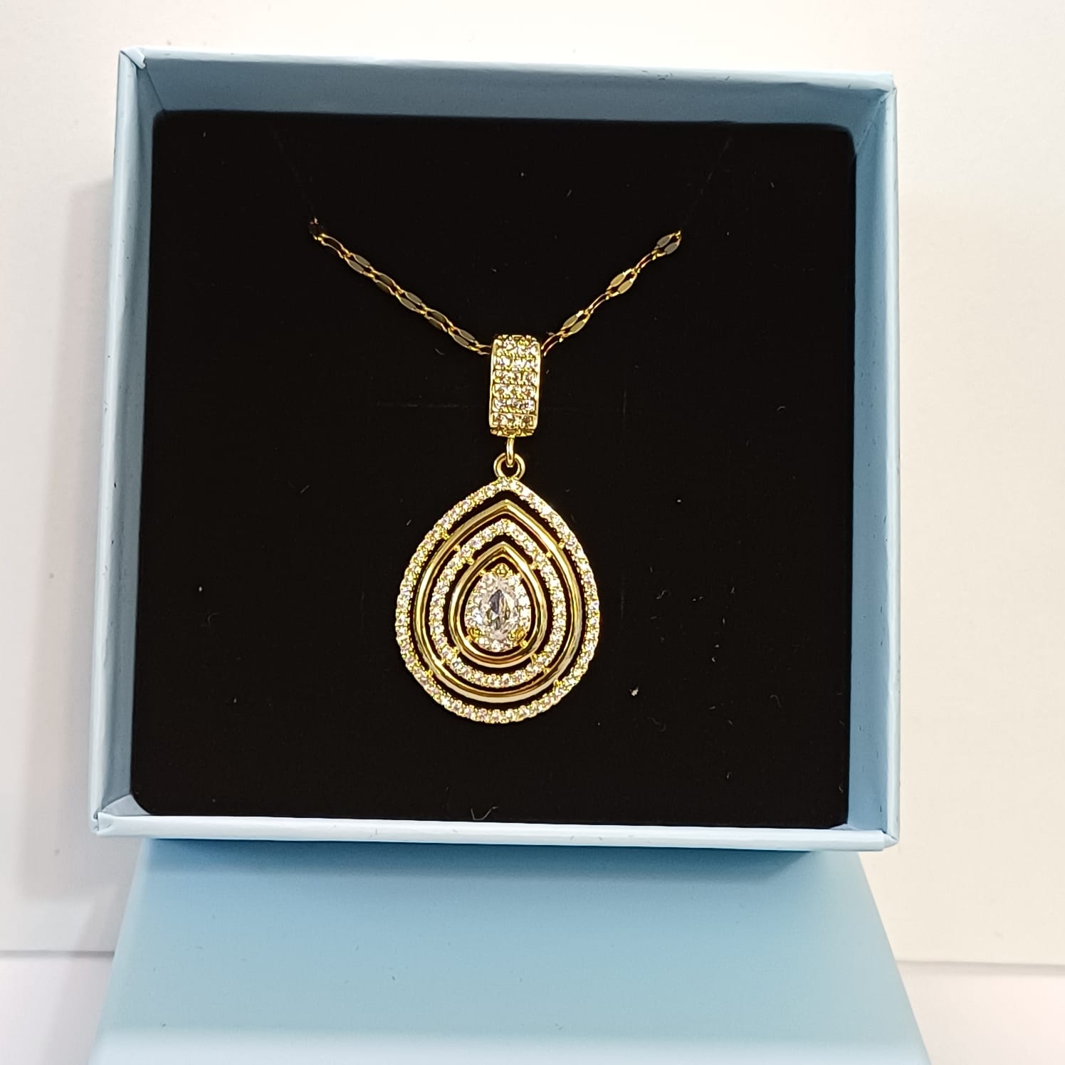 Mb-05 Collar acero inoxidable.