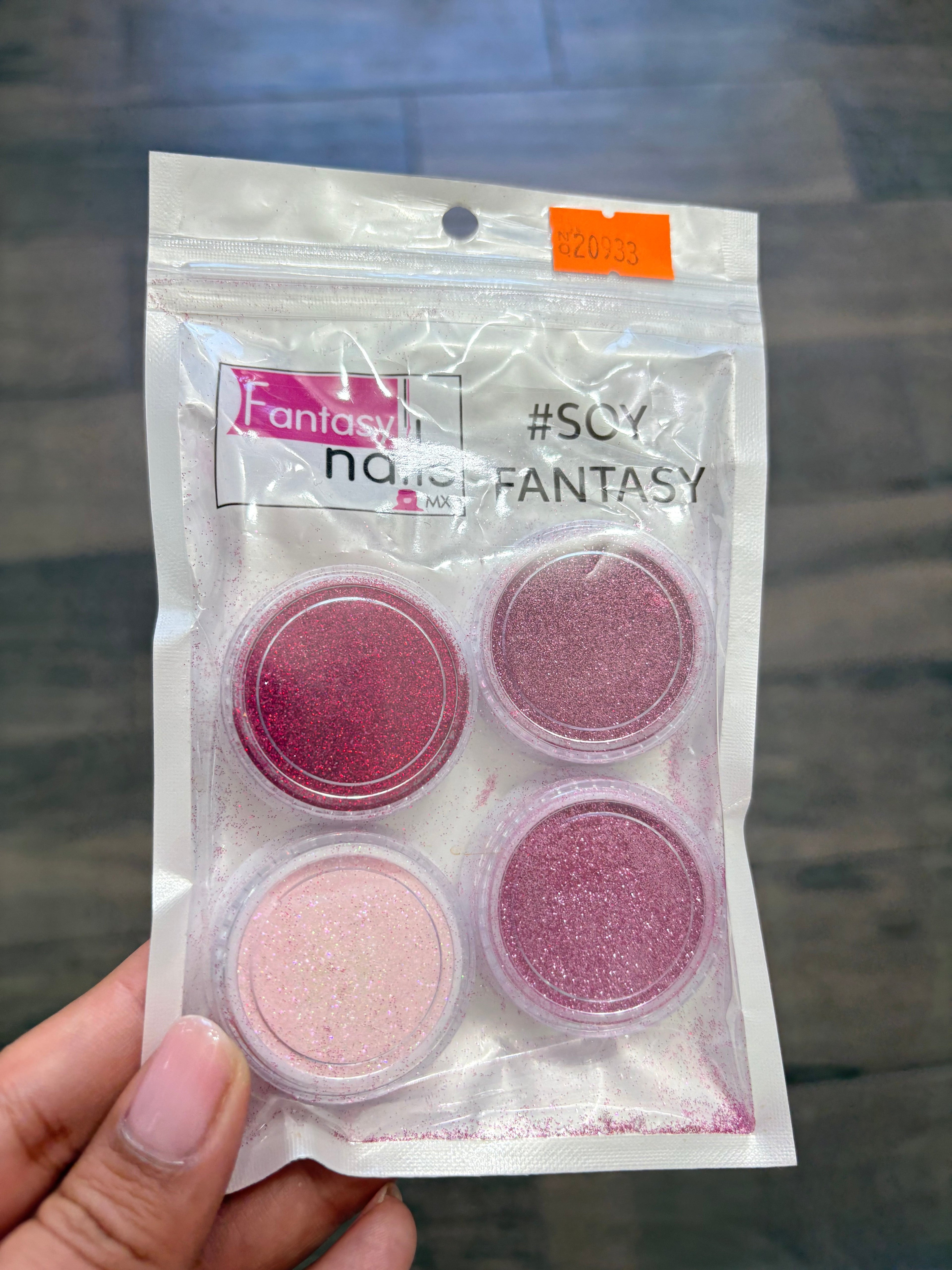 20933 Decoración uñas