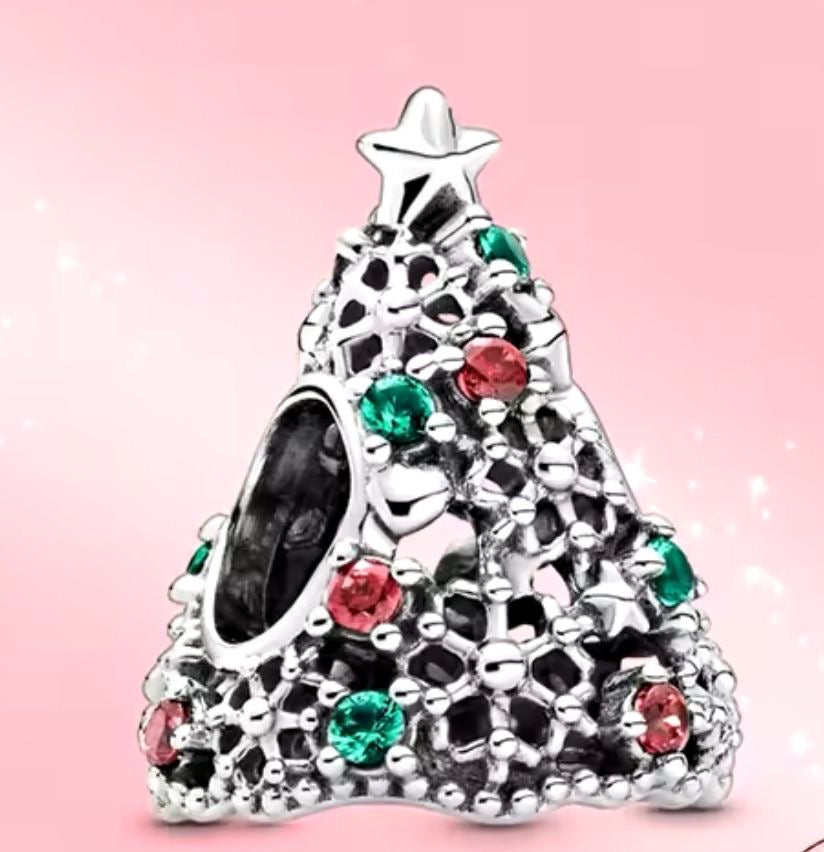 CHP148- Charm pino navideño con esferas de colores.