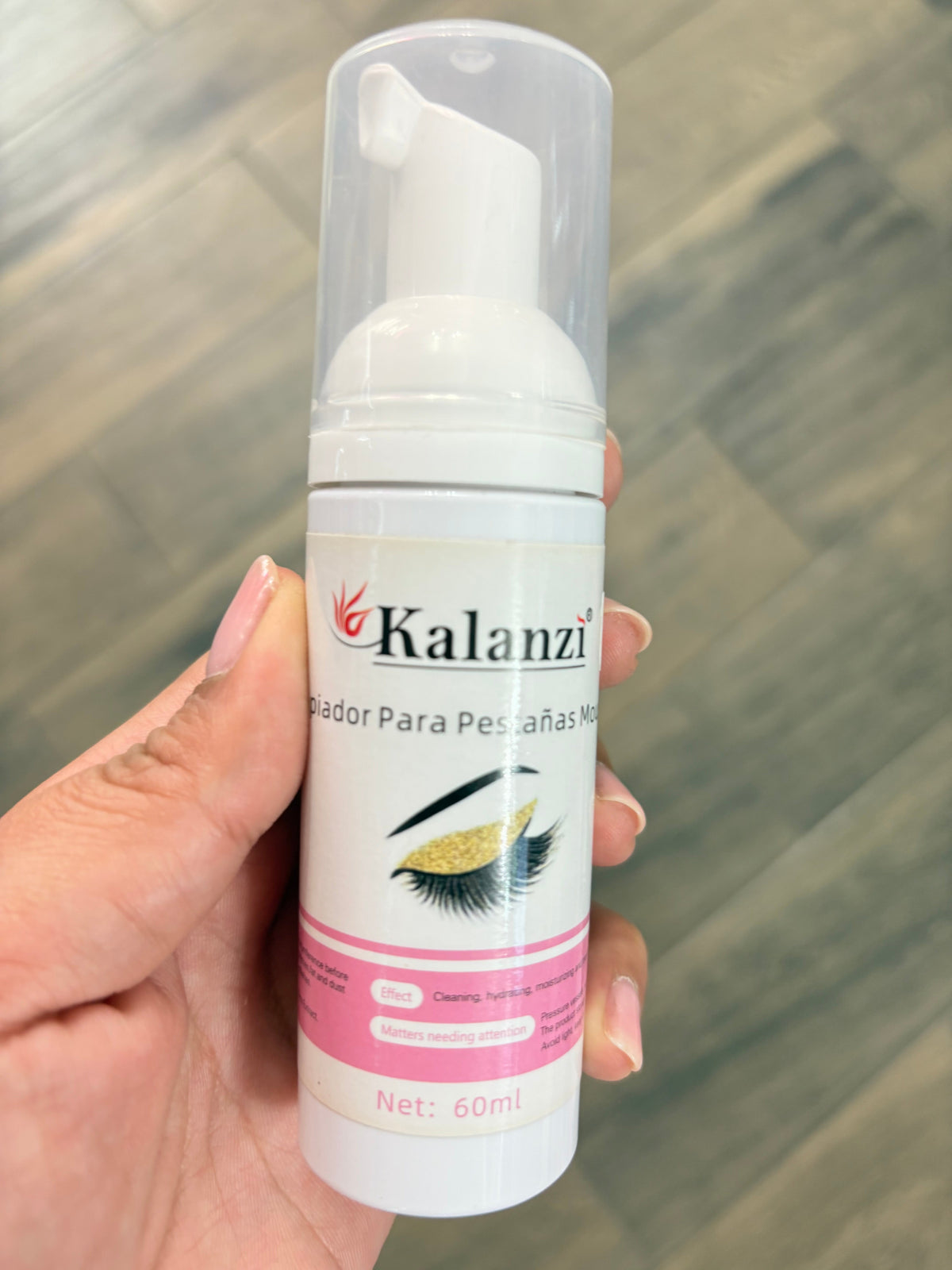 20982 Mousse limpiador para pestañas Kalanzi