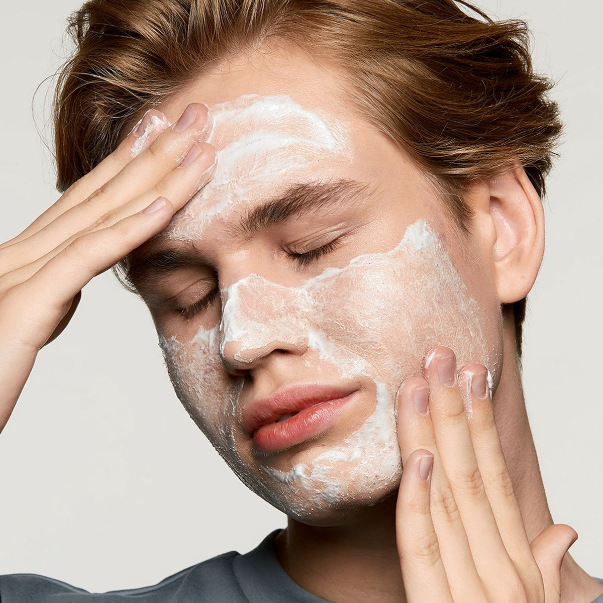 Exfoliante Facial Suavizante Pure Skin
94% de acuerdo que elimina células muertas de la piel.