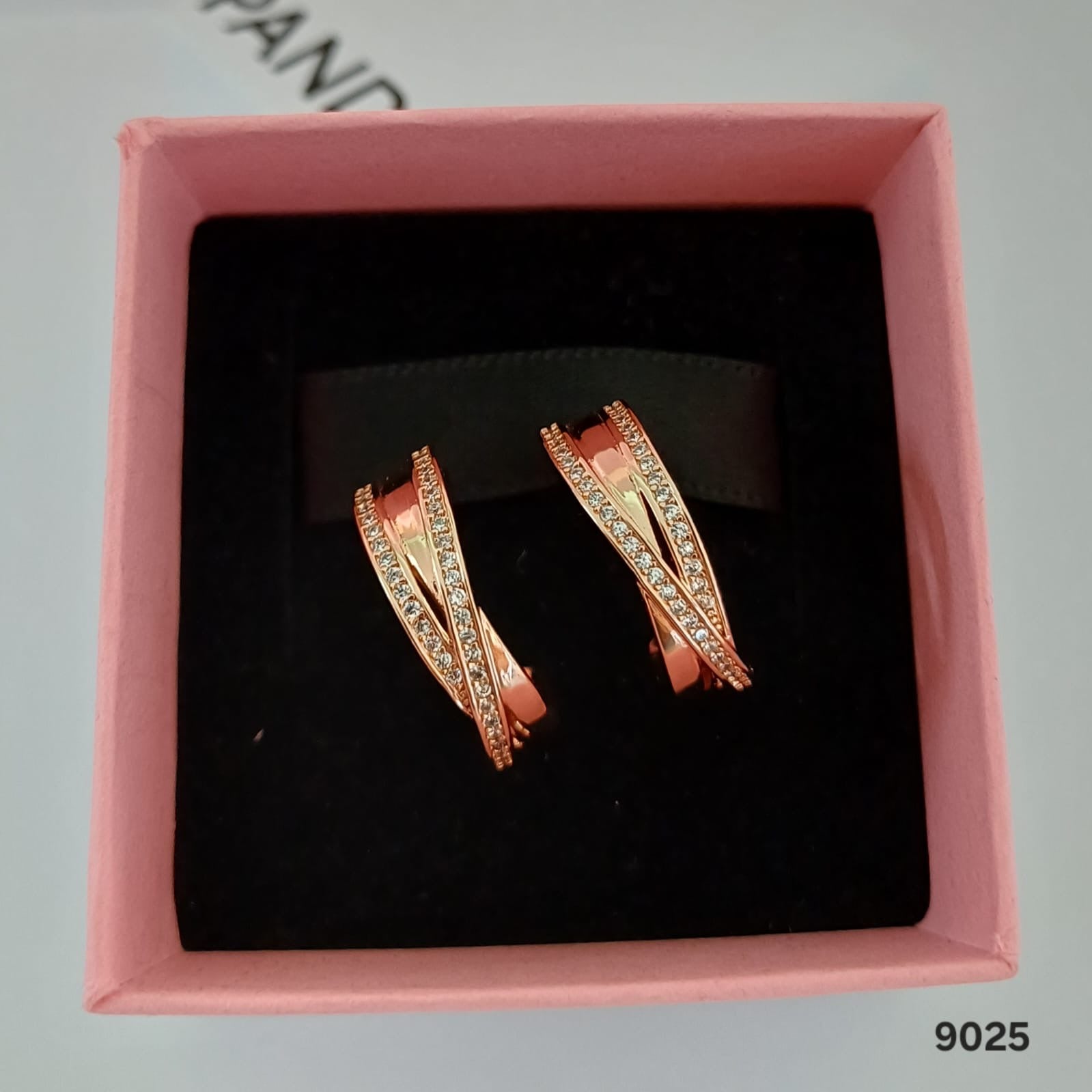 9025 Aretes estilo Pandora Incluye caja