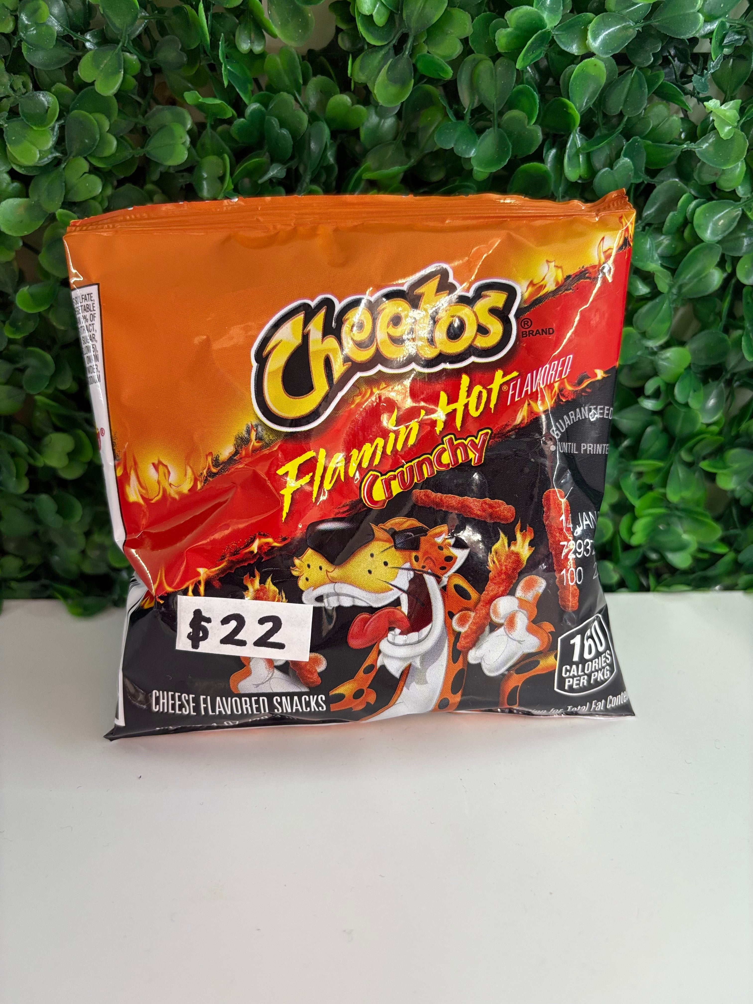 Cheetos flamin hot crunchy