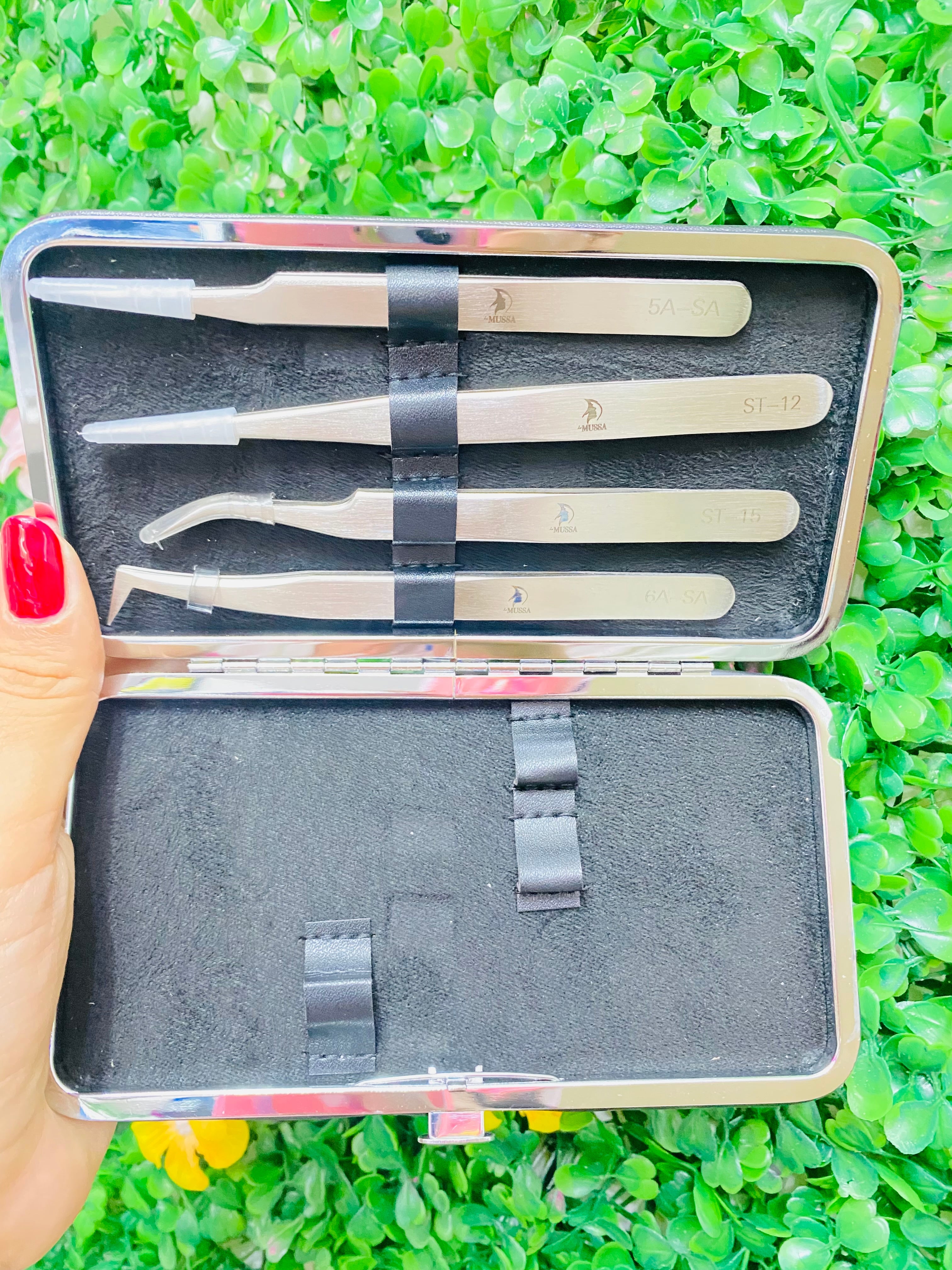 20921 Set de 4 pinzas Mussa