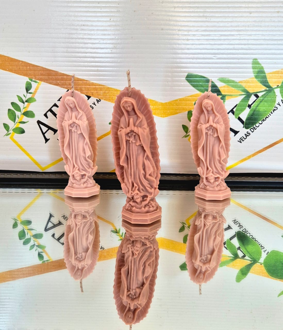 Vela virgen de Guadalupe  Aroma Sorpresa Color Rosa