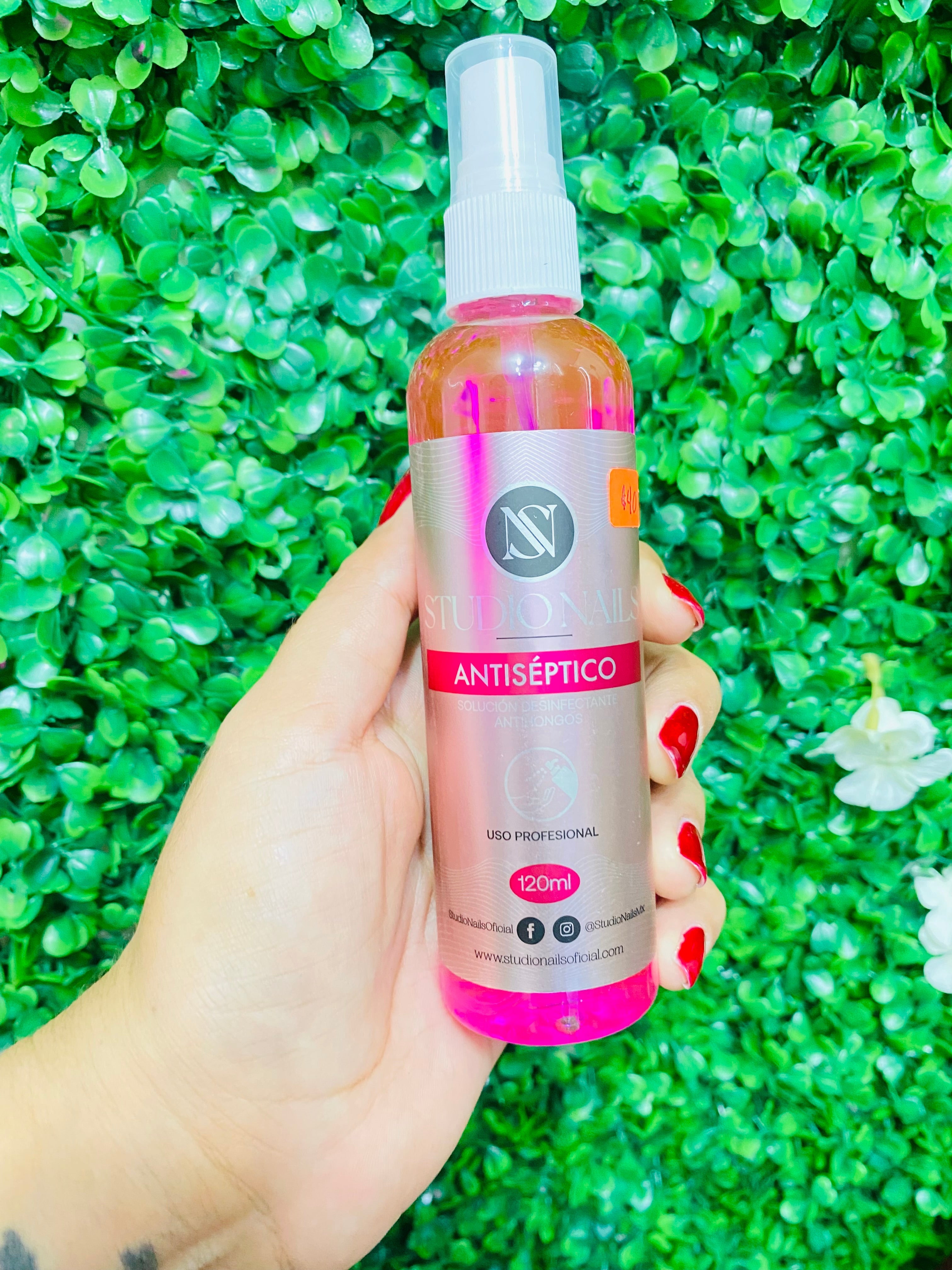 20906 Antiseptico Studio Nails