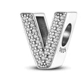 CHP190 Charm letra V brillos.