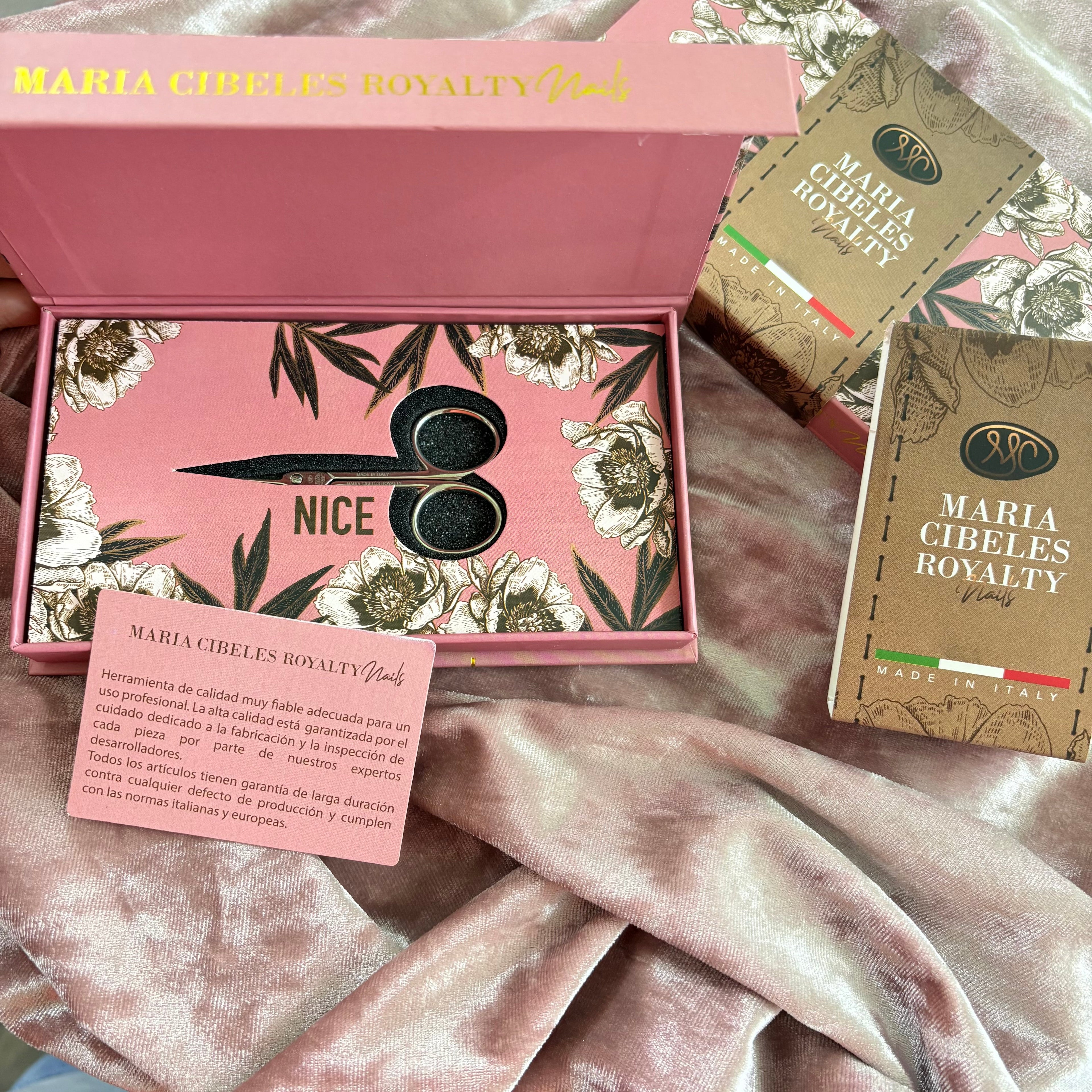 21123 Tijeras para Cutícula Pro María Cibeles Nice