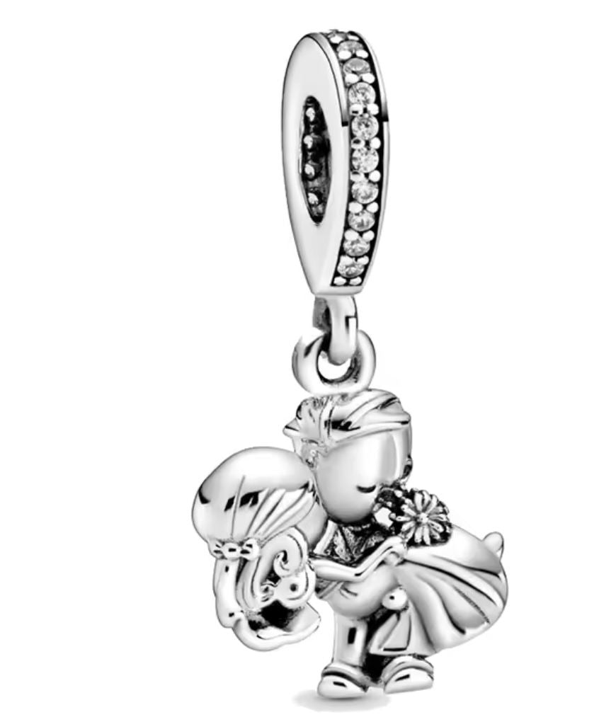 CHP182 Charm pareja de novios.