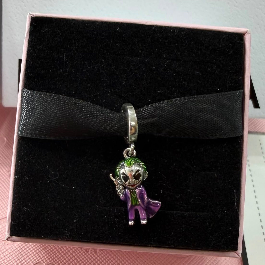 Charm colección de espeluznante.