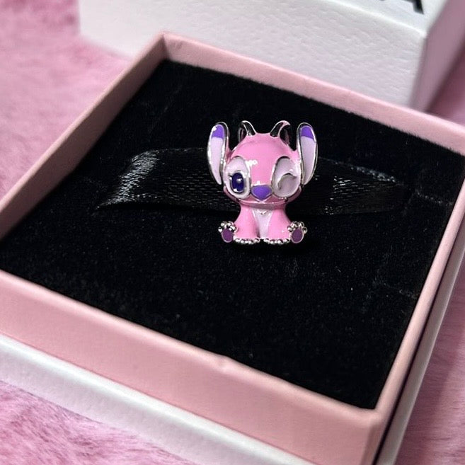 CHP229 Charm Angel Rosa de Lilo y Stich.