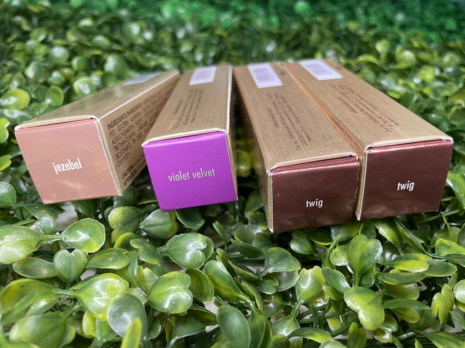 Sombra liquida stila tono violet velvet