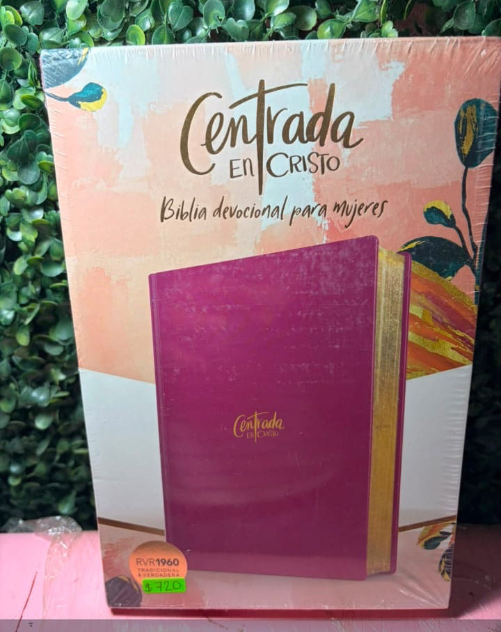 Biblia centrada en cristo incluye devocionales, muy hermosa para dama versión reina Valera 1960