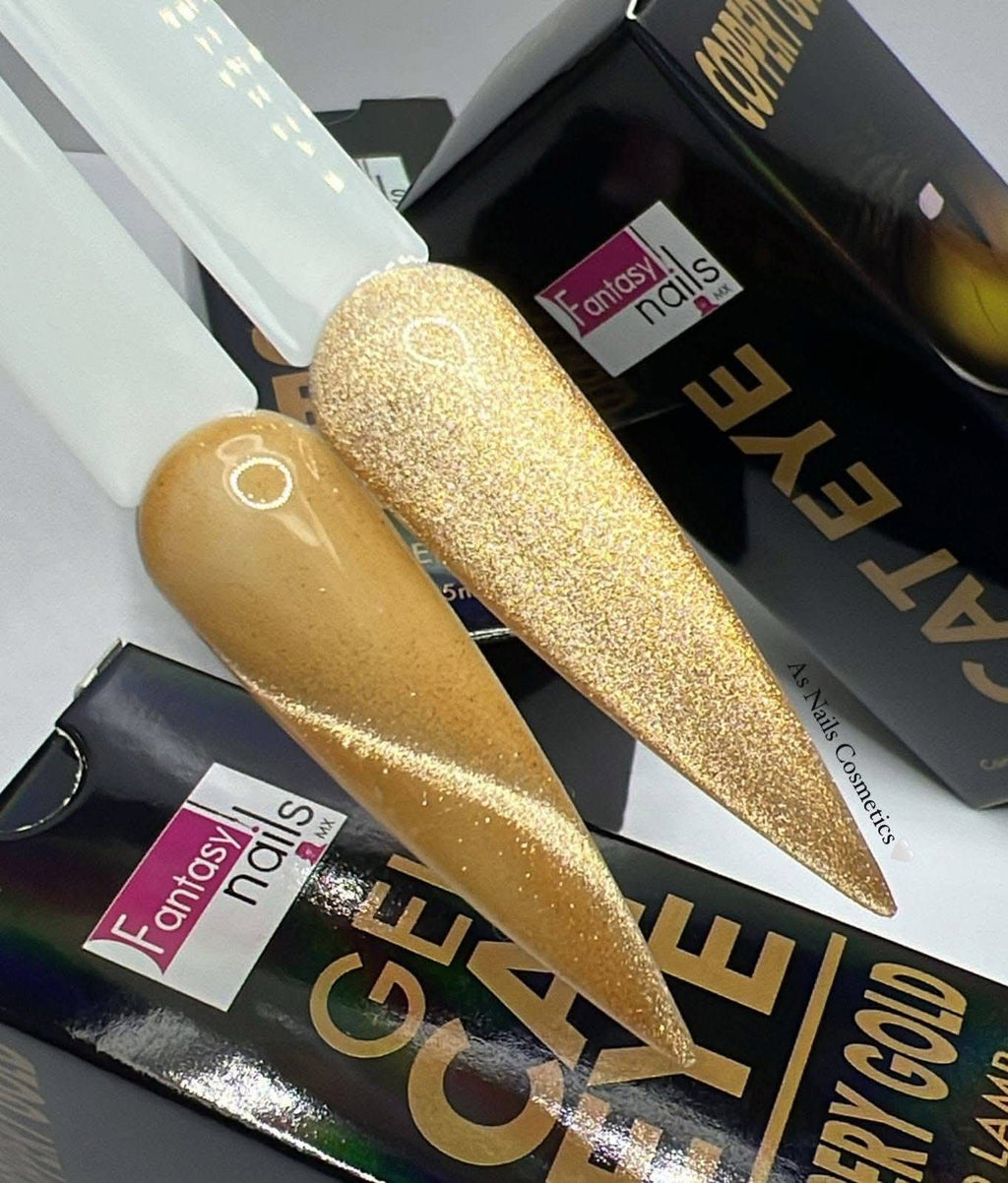 21179 Cat Eye Fantasy Nails