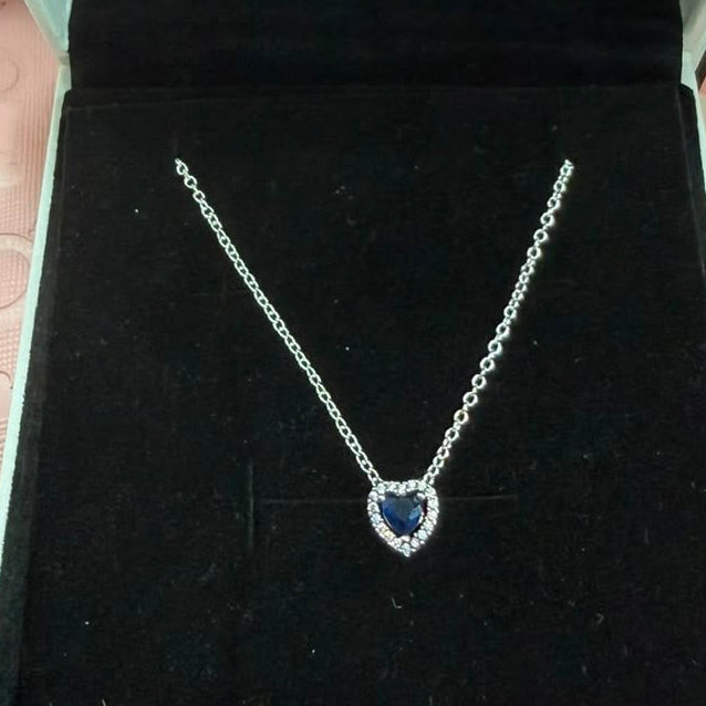 Collar Corazón estilo Pandora S925 Incluye caja y paño de limpieza.