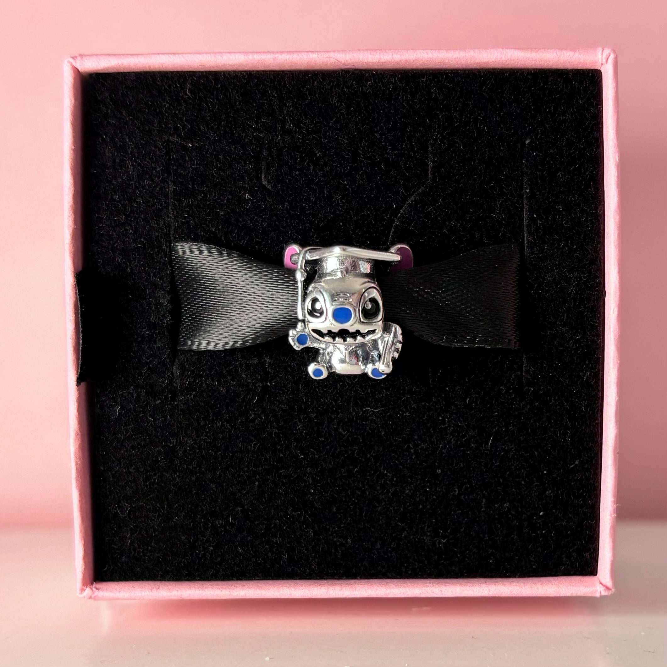 CHP223 Charm Stitch Graduado. 🎓