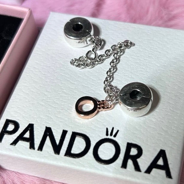 CHP230 Cadena de seguridad. Clip con logo rosa Gold.