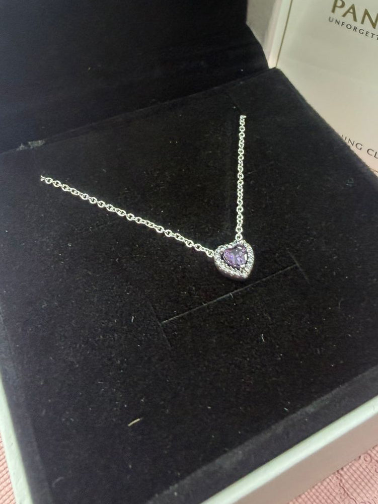 Collar Corazón estilo Pandora S925 Incluye caja y paño de limpieza.