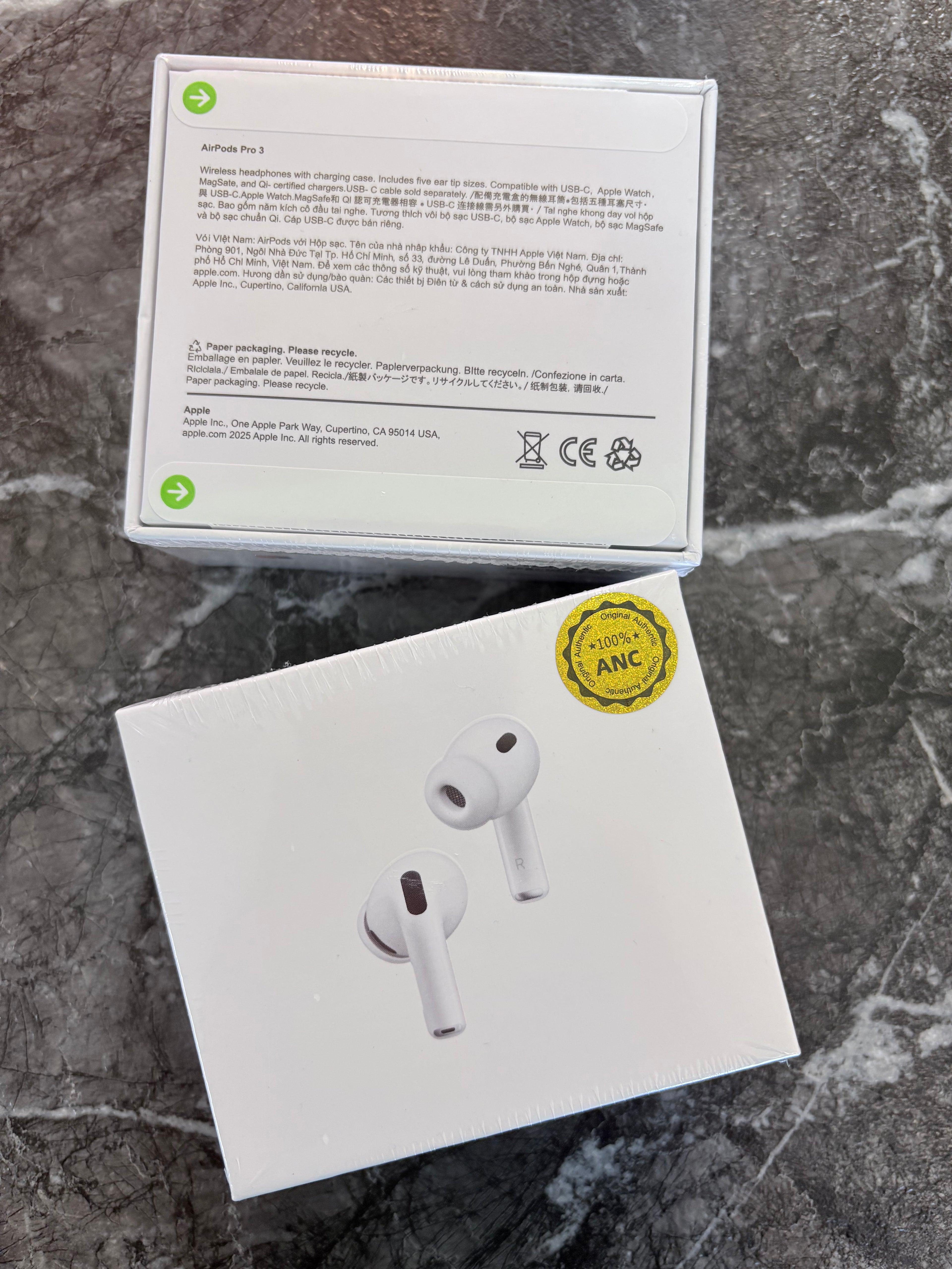 Audífonos AirPods Pro 3 OEM con cancelación de ruido.