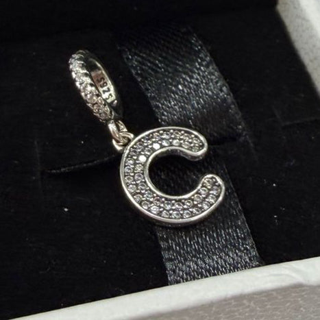 CHP203 Charm colgante letra del alfabeto.