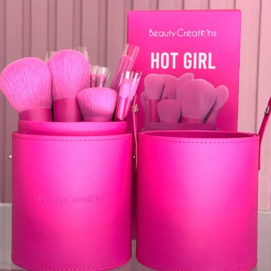 BEAUTY CREATIONS - SET DE BROCHAS 24 PIEZAS