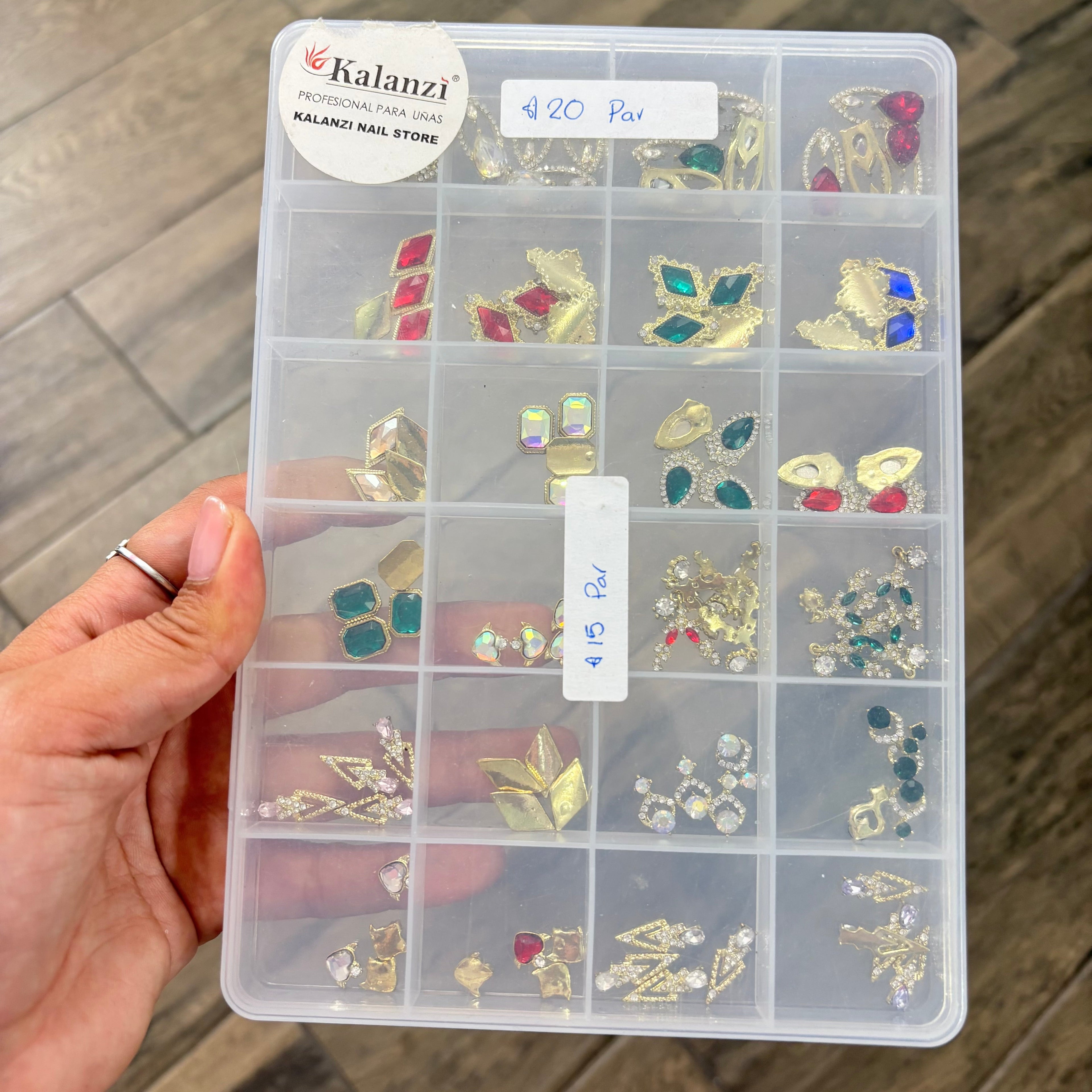 21098 Decoración para Uñas Kalanzi