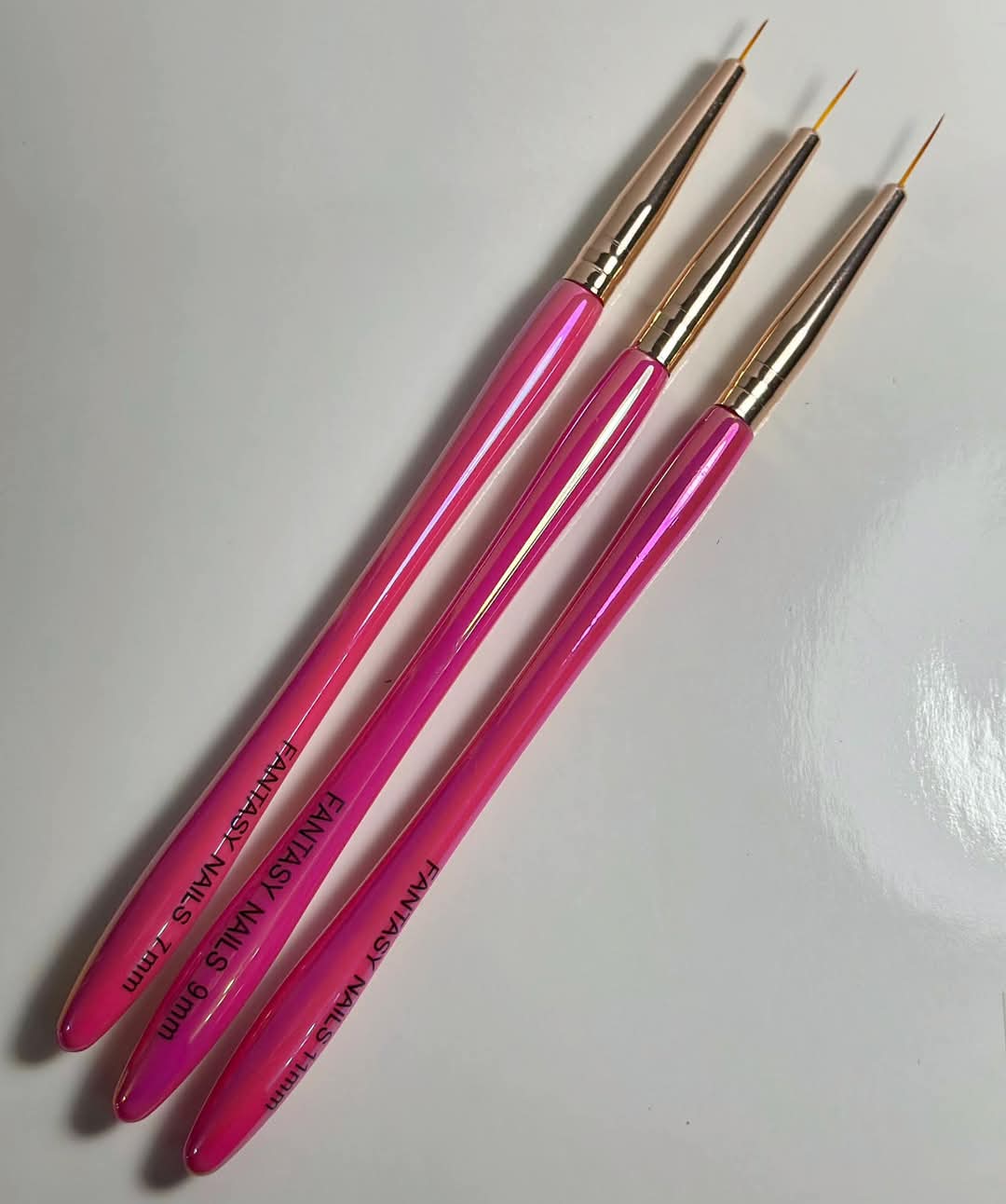 21114 Set con 3 pinceles liner Fantasy Nails