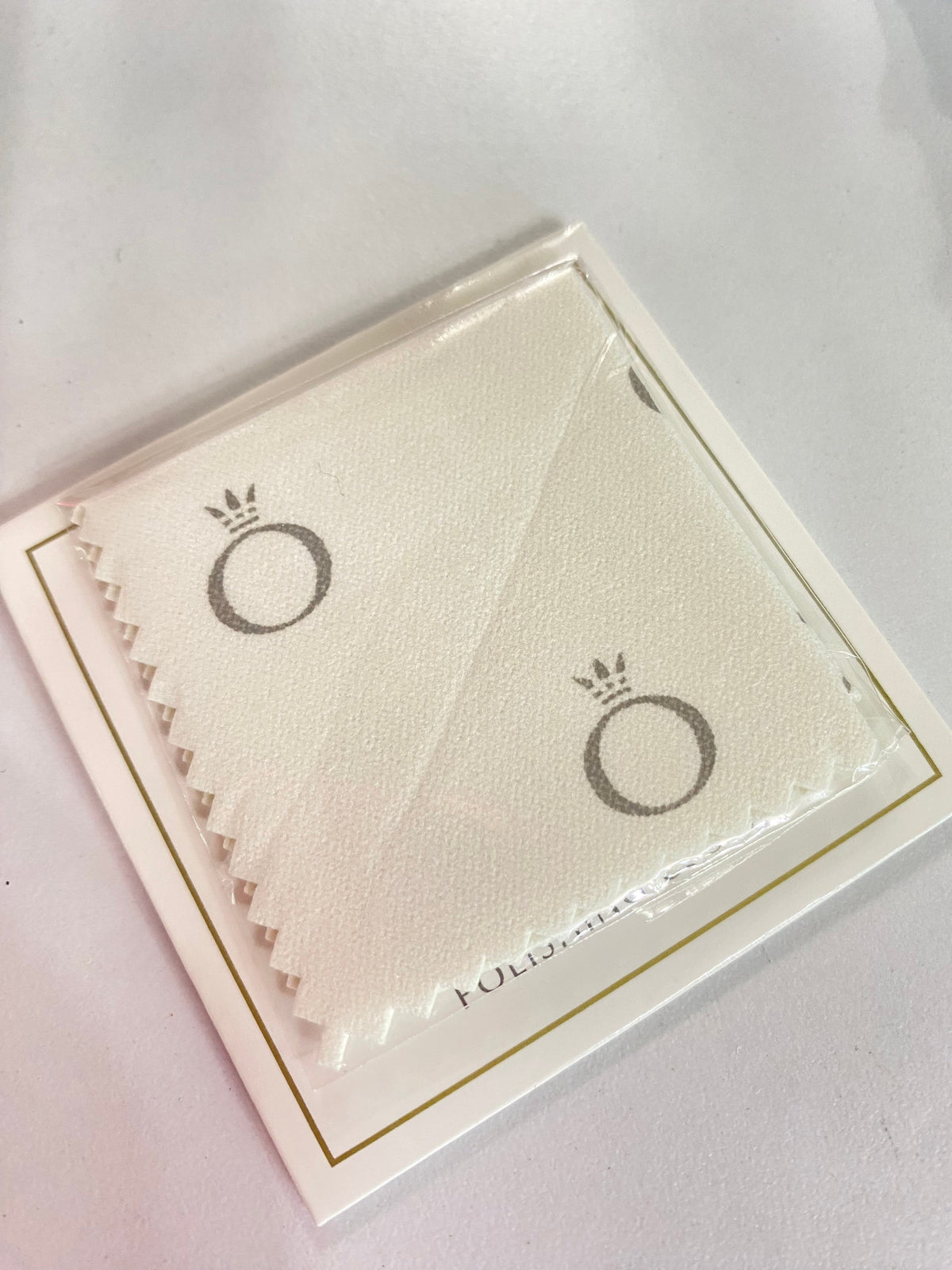 Paño logo Pandora en caja