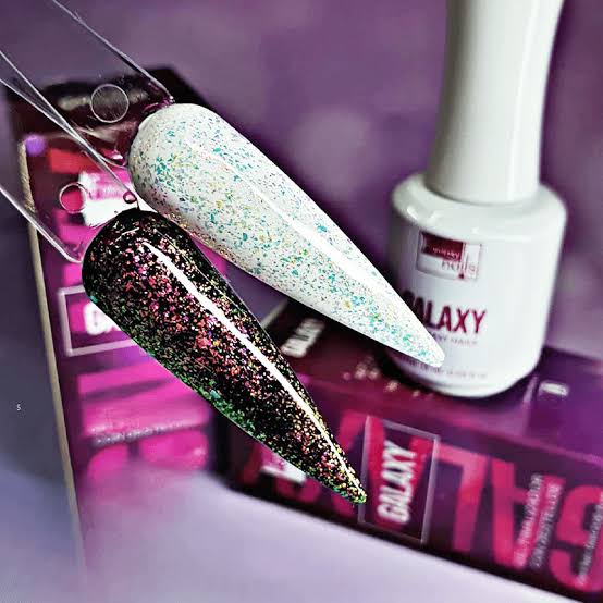 21029 GALAXY GEL FINALIZADOR CON DESTELLOS FANTASY NAILS TOP COAT