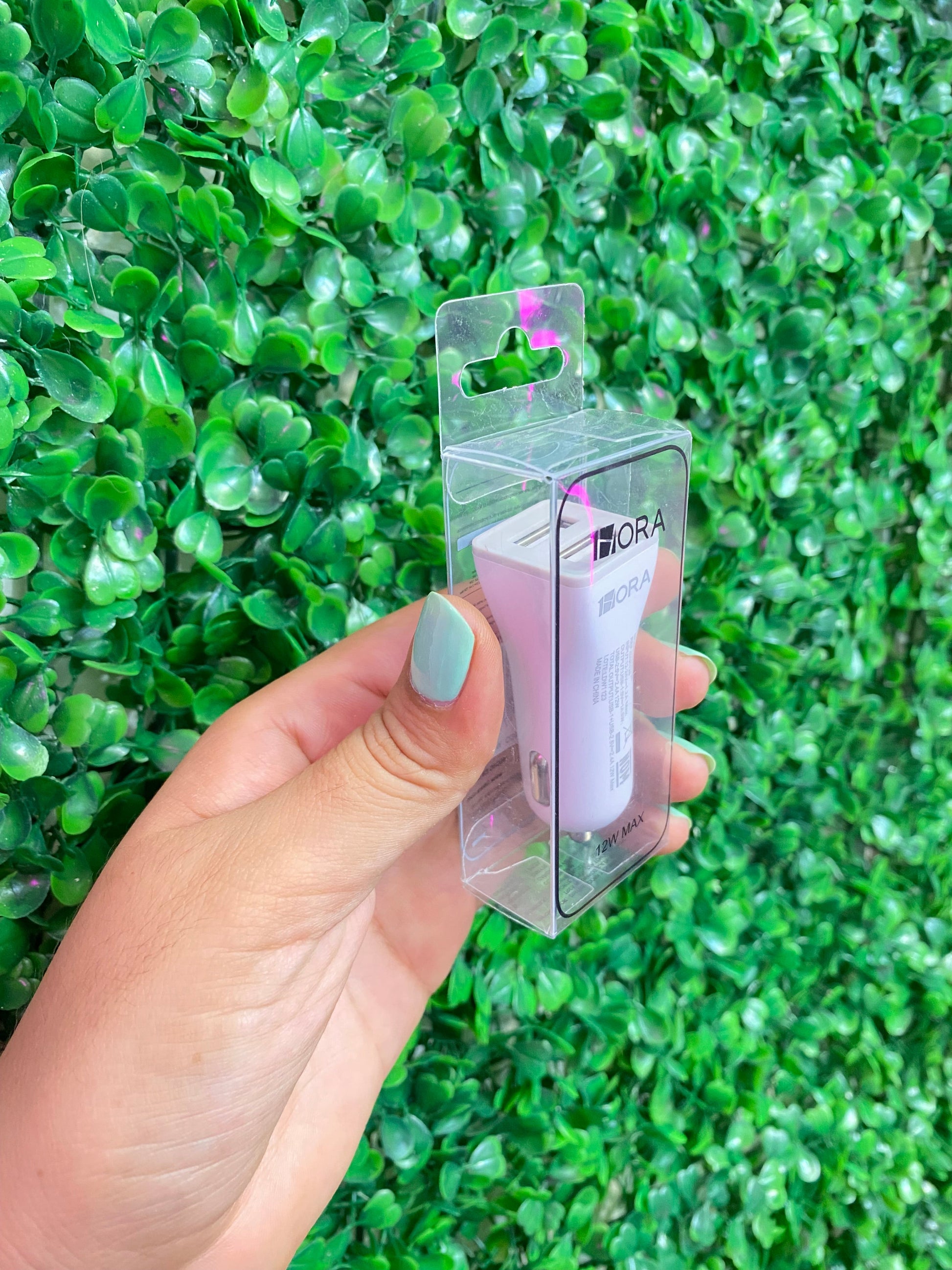 Cargador para auto USB 12W Max