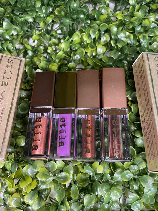 Sombra liquida stila tono violet velvet