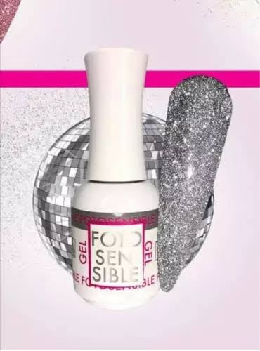 21037 FOTO SENSIBLE FANTASY NAILS