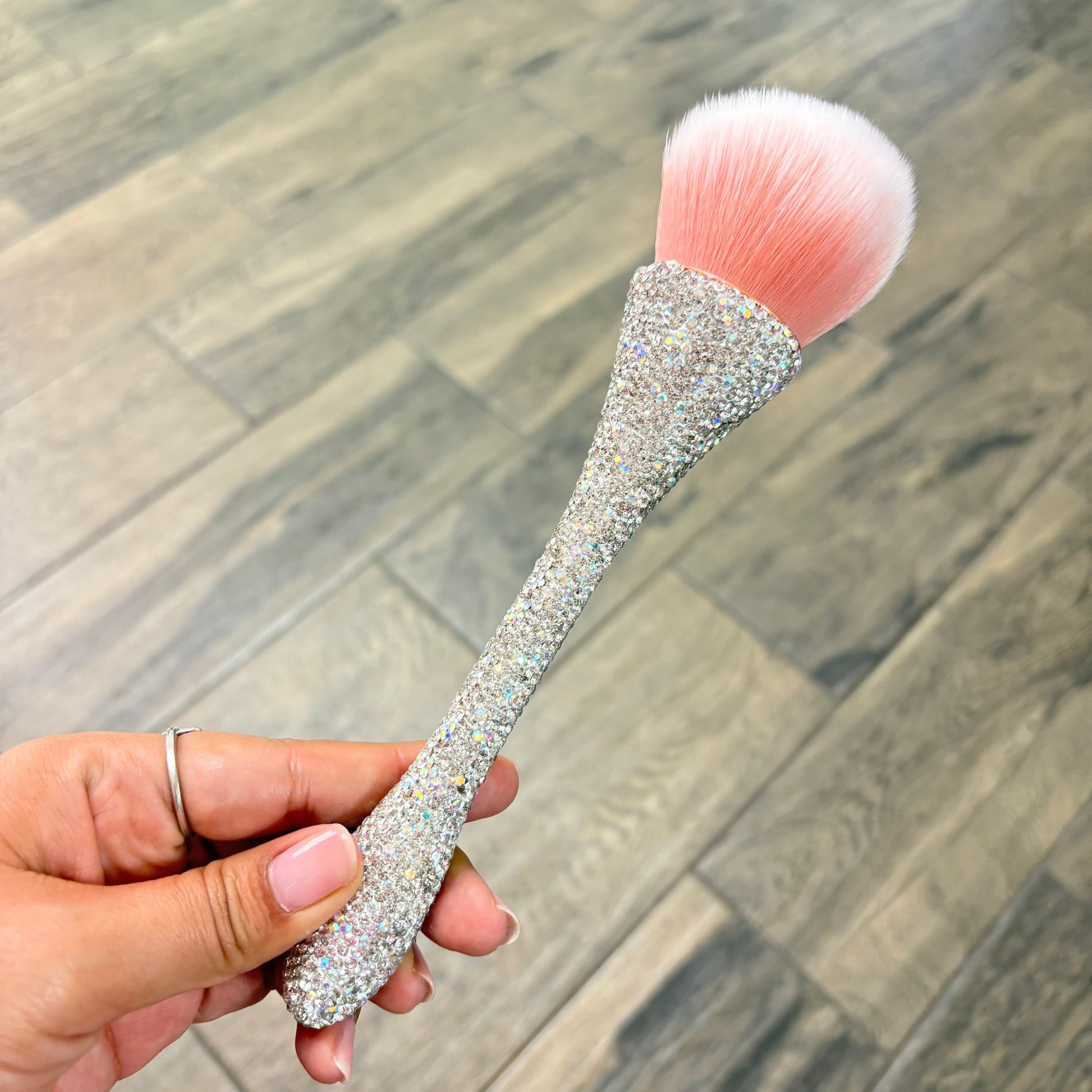 21102 Bledo Brush Deluxe Fantasy Nails
