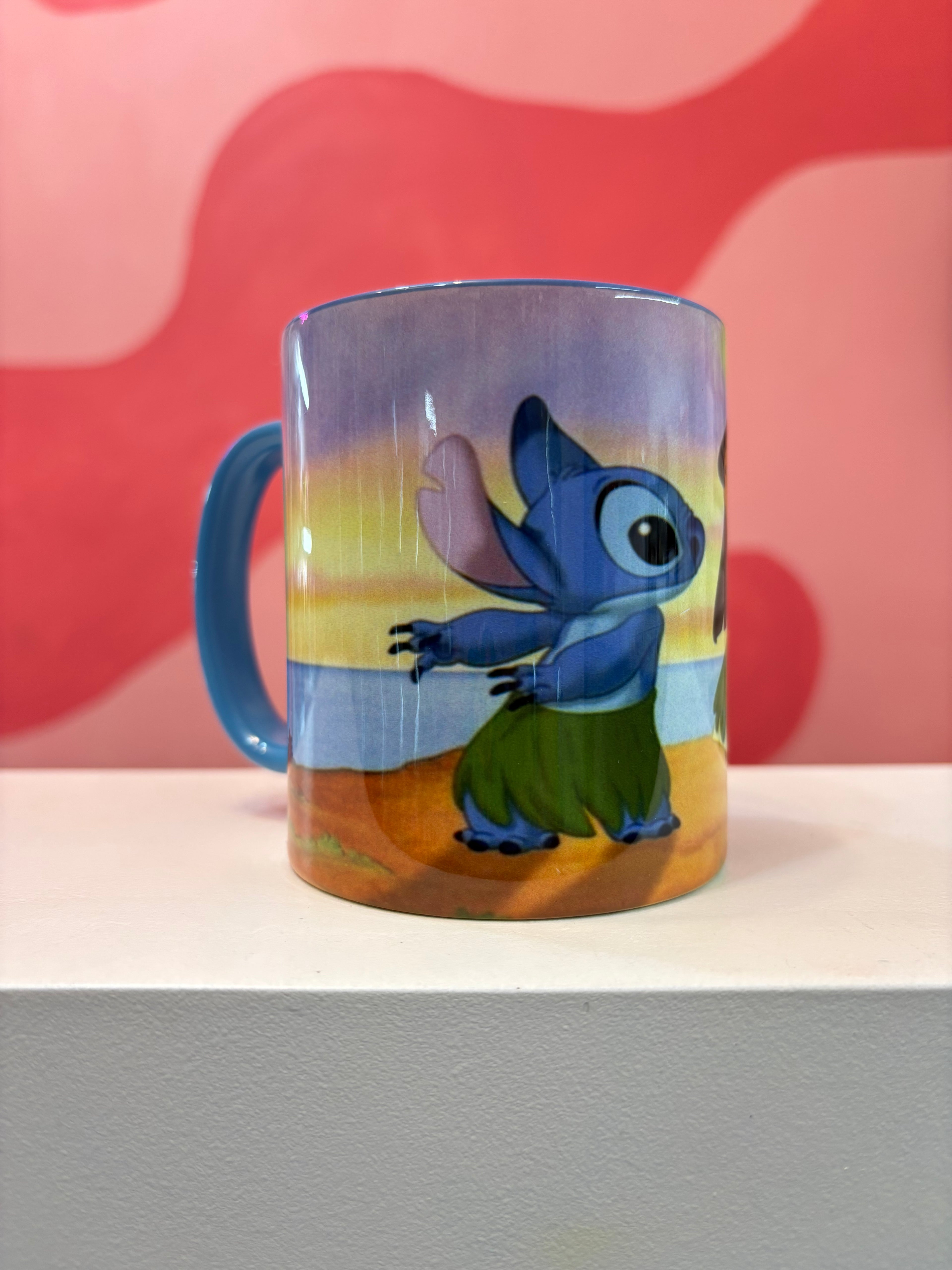 Taza con diseño Lilo y stitch
