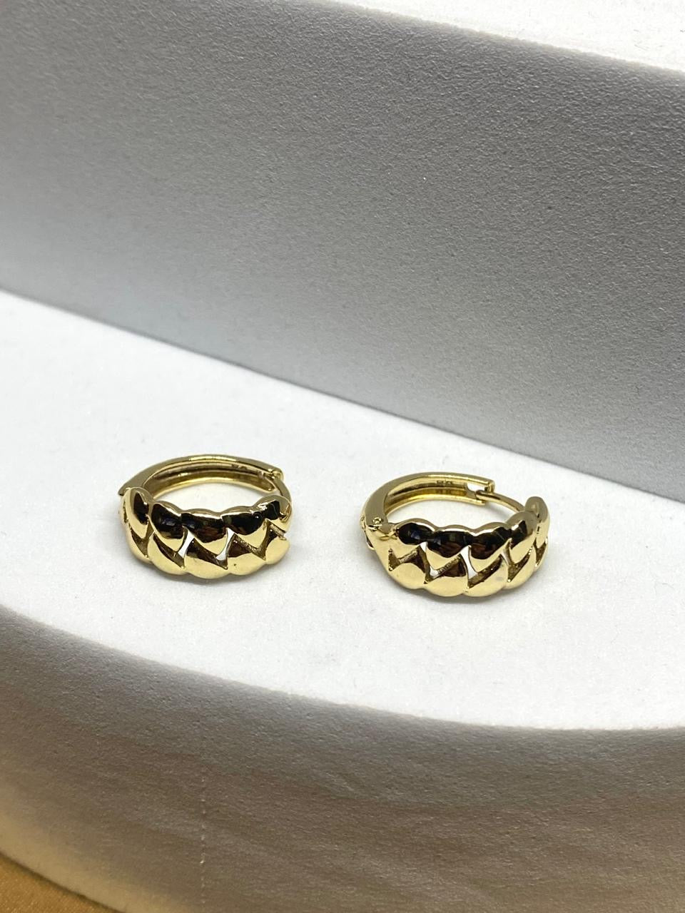 A26118 Arracada sencilla Material: Oro Laminado 14k