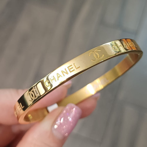 Mb-31 Brazalete en acero inoxidable.