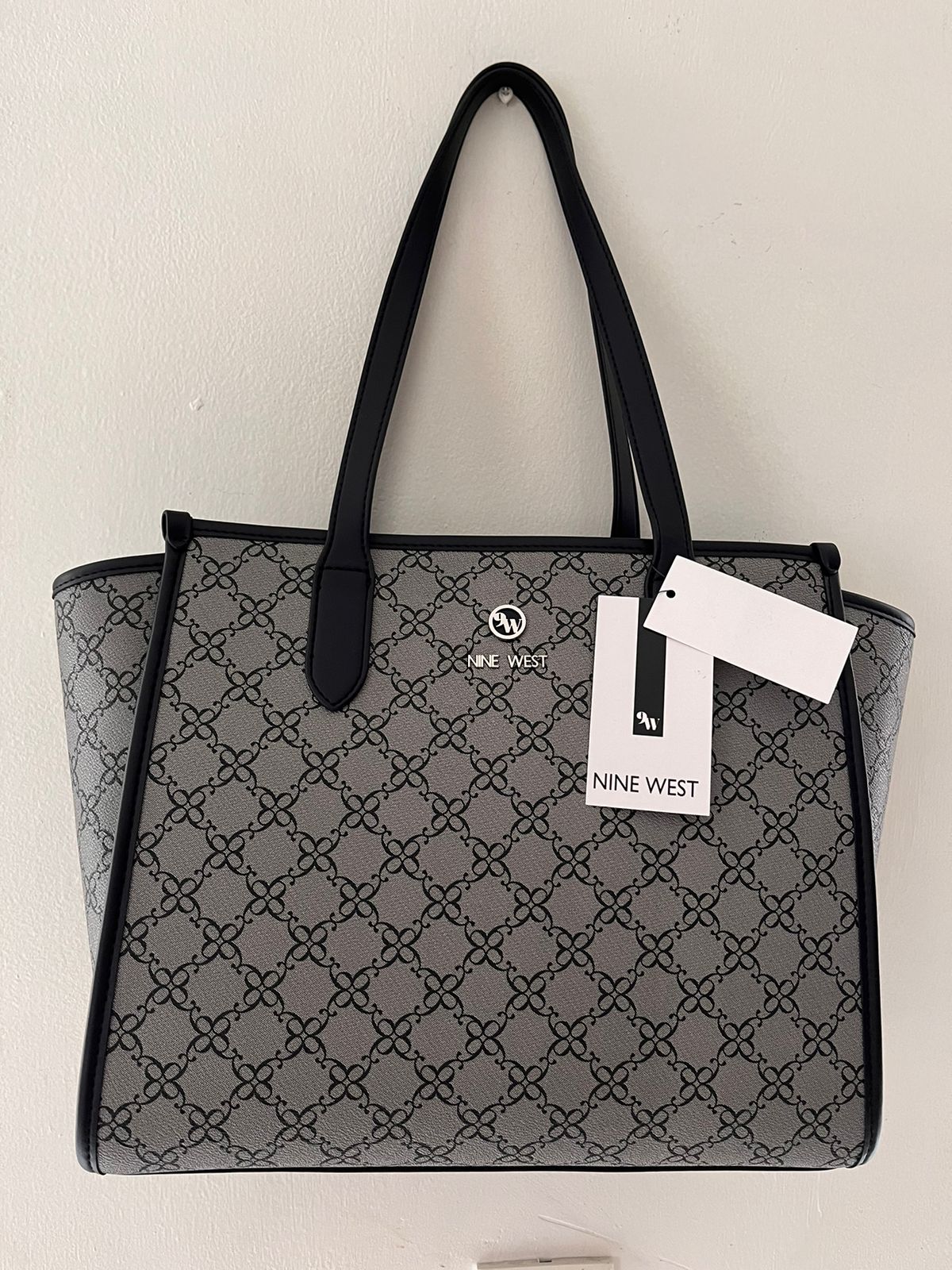 Bolsa Nine West gris