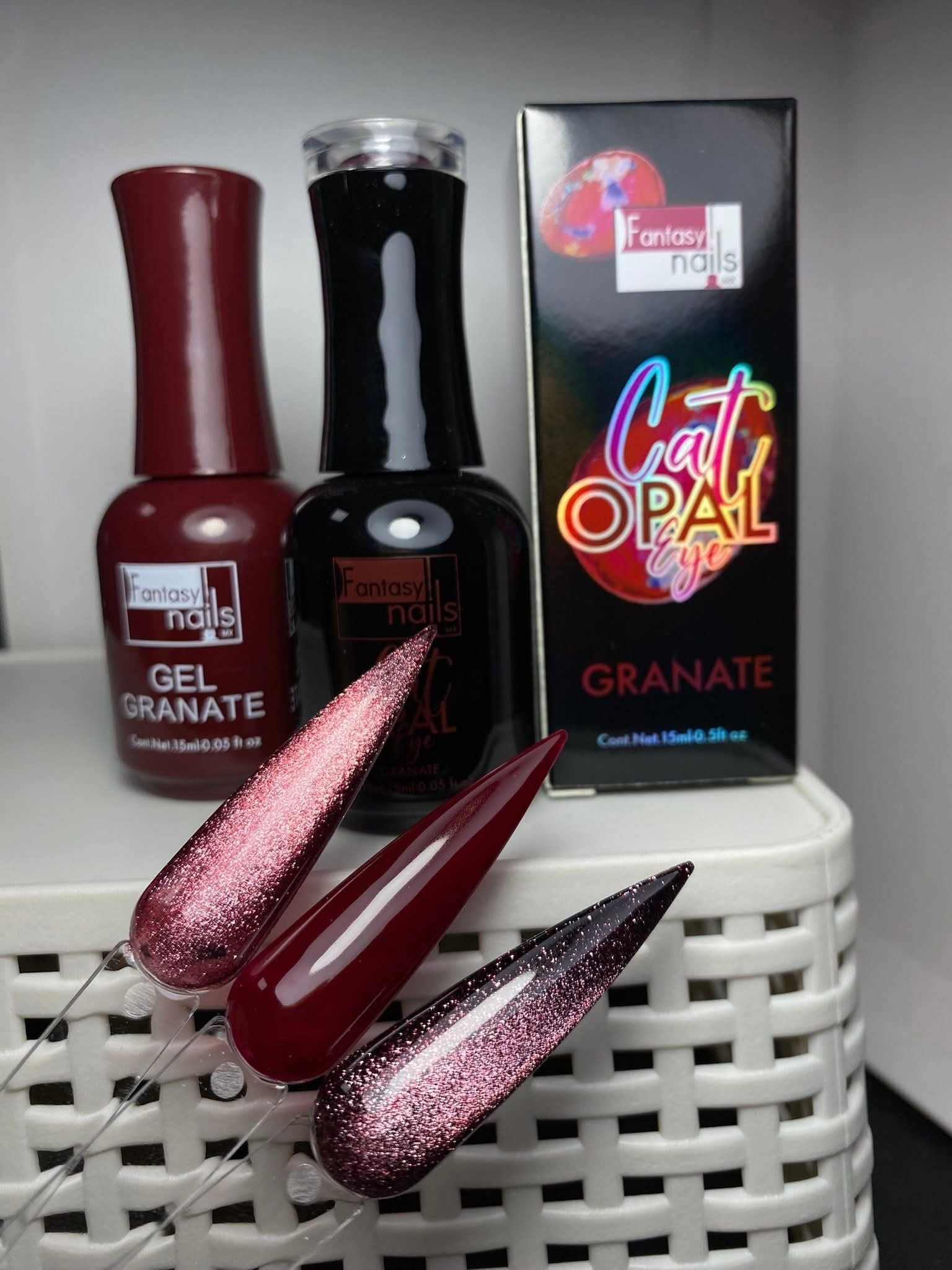 21178 Cat Opal Eye Fantasy Nails