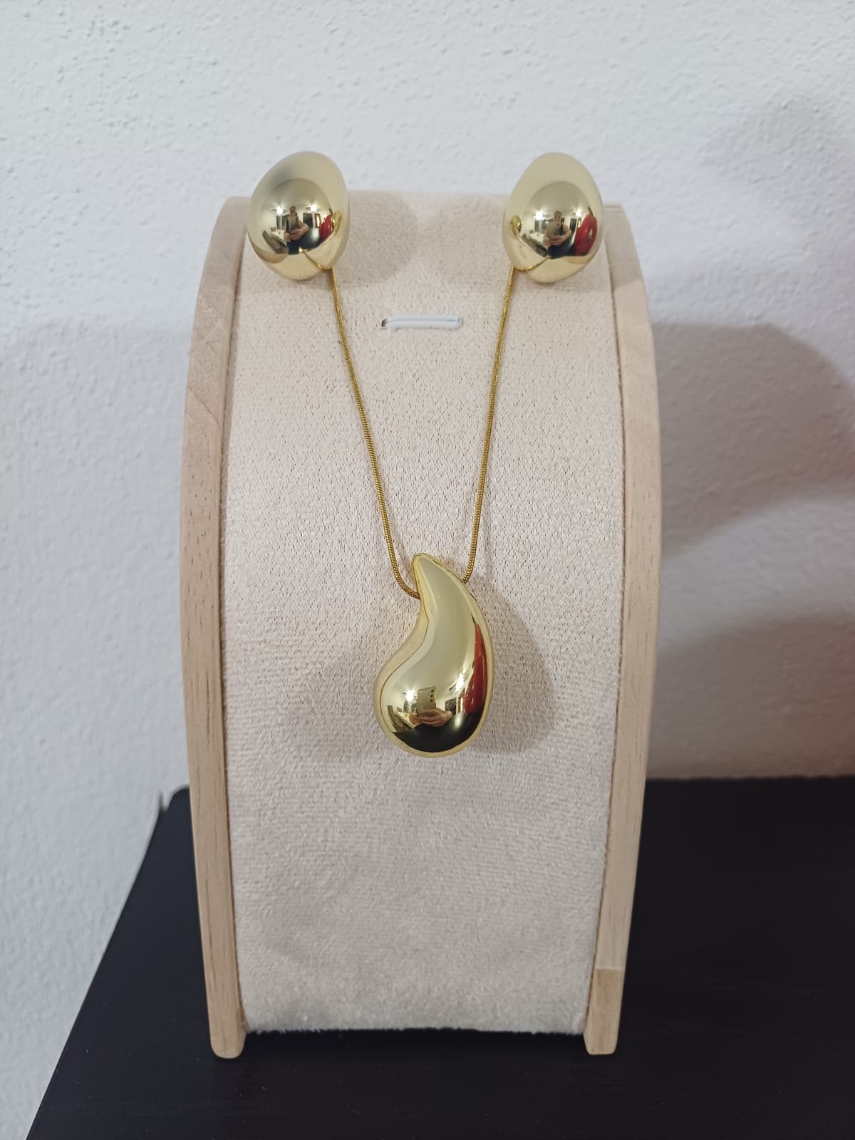 Acero 04 Set de collar y aretes.