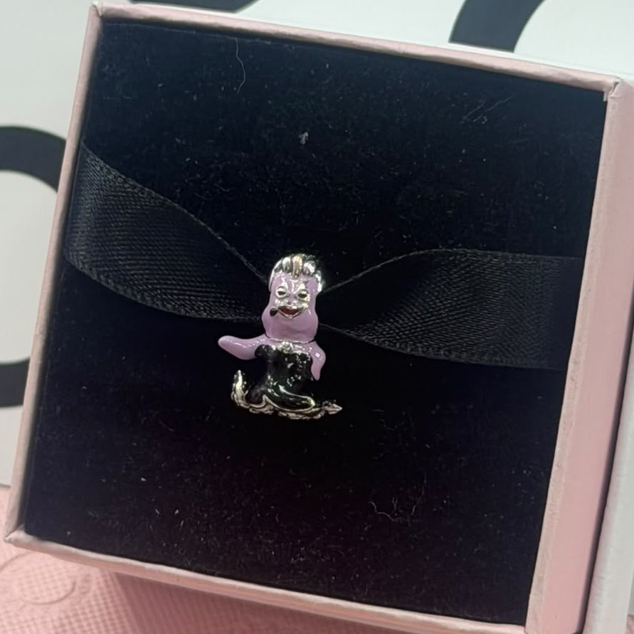 CHP110 Charm Ursula